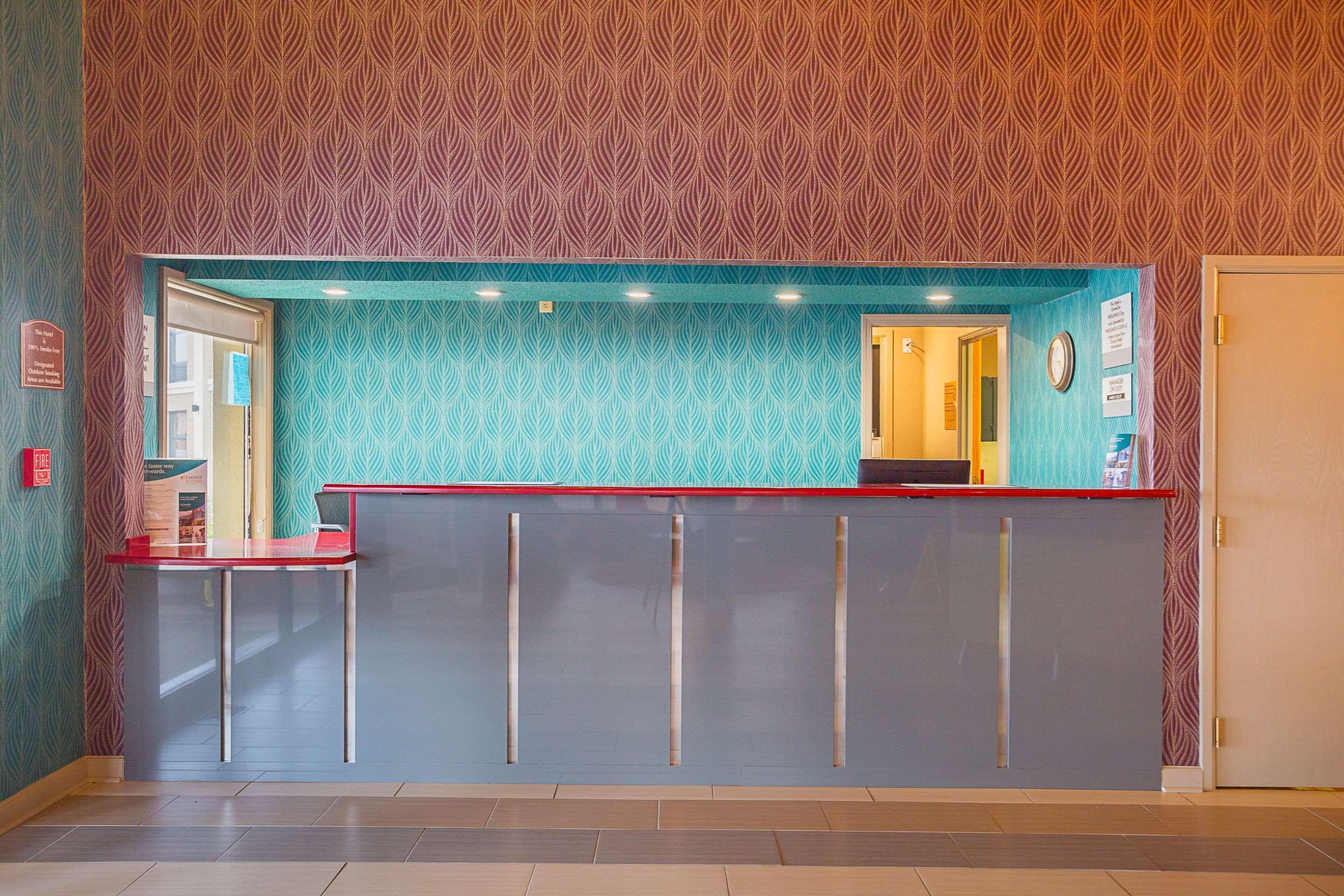 Clarion Inn & Suites Evansville Dış mekan fotoğraf