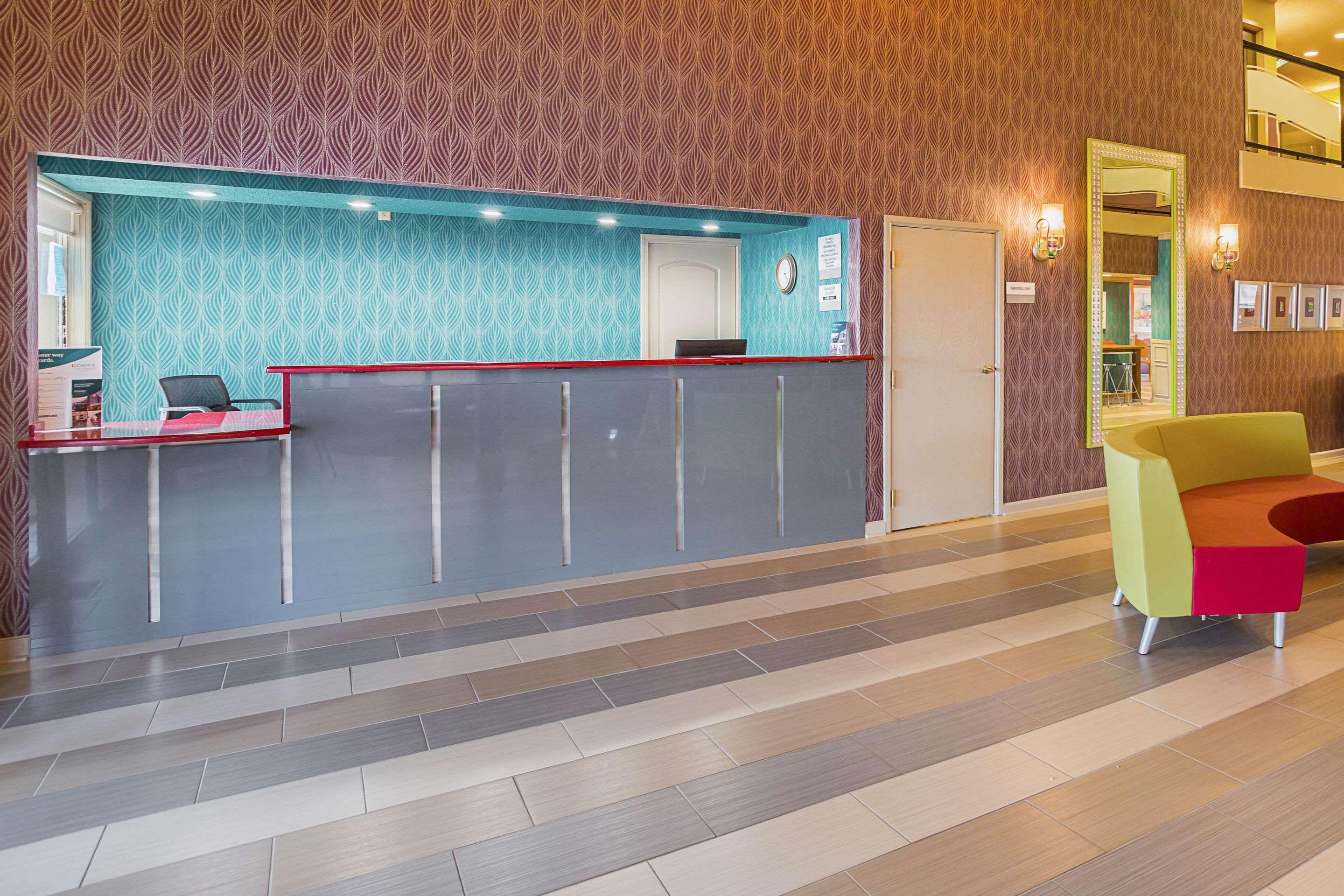 Clarion Inn & Suites Evansville Dış mekan fotoğraf